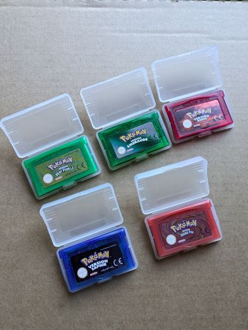 Lot de 5 jeux CARTMOD/repro - pokemon GBA -  émeraude, saphir,vert feuille etc..
