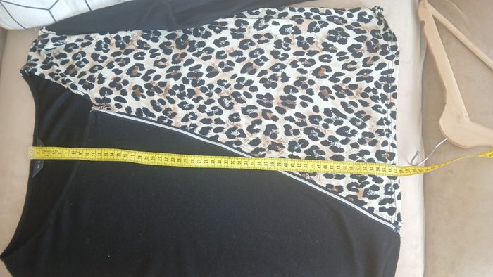 pull léger bi motifs noir et animal - photo numéro 5