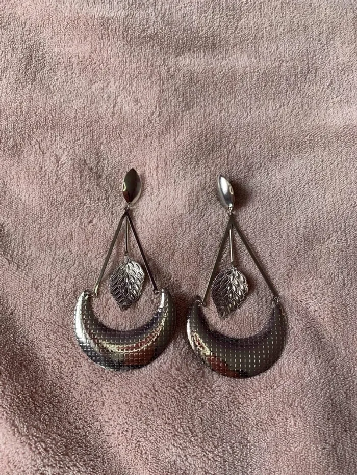 Boucles d’oreilles Neuves 🍃 - photo numéro 3