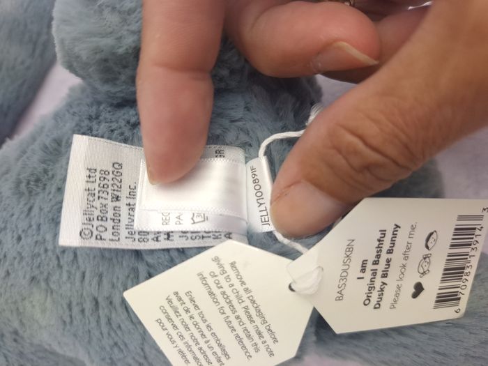 Peluche Jellycat de collection retired lapin Bashful Dusky Blue Bunny original medium BAS3DUSKB neuf - photo numéro 9