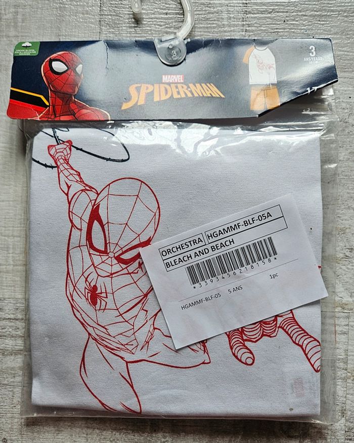 Ensemble été neuf spiderman 3 ans - photo numéro 3