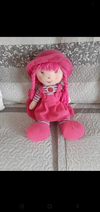 Jolie poupée de chiffon charlotte aux fraises 49cm