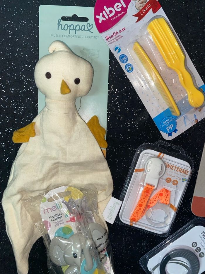 Lot cadeaux de naissance - photo numéro 3