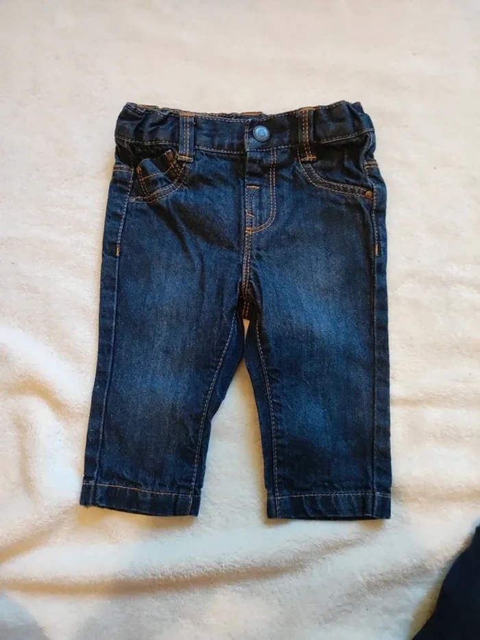 Lot 5 pantalons/jean 6 mois - photo numéro 2