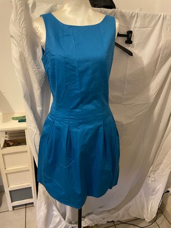 Robe pour femme été taille 38 marque Etam