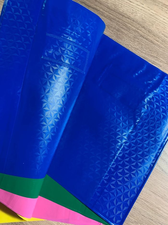 Protège petit cahier plastique avec porte étiquette Lot de 4 Neufs - photo numéro 2