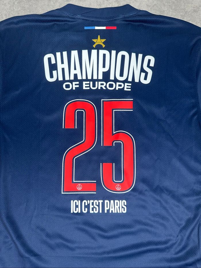 Maillot Collector Domicile Stadium PSG Nike 24/25  - Champions of Europe 2025 - photo numéro 4