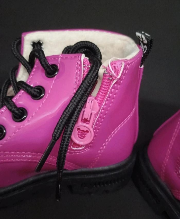 Magnifique bottine fourré vernis antidérapante taille 24 facile a enfiler - photo numéro 3