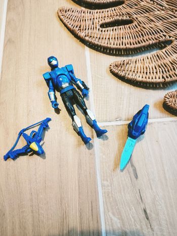 🙅 Power rangers beast morphers figurine du ranger bleu avec son arbalète et sa clé