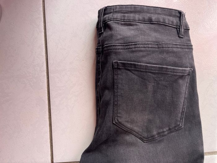 Jeans - photo numéro 3