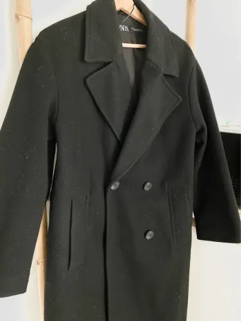 Manteau long noir Zara