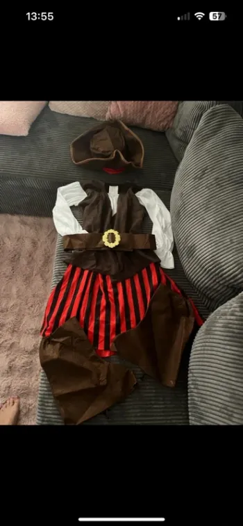 Costume de Pirate 11-14 ans – Comme Neuf !