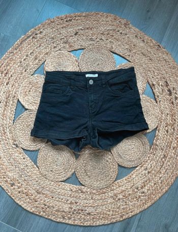 Short noir H&M taille 32