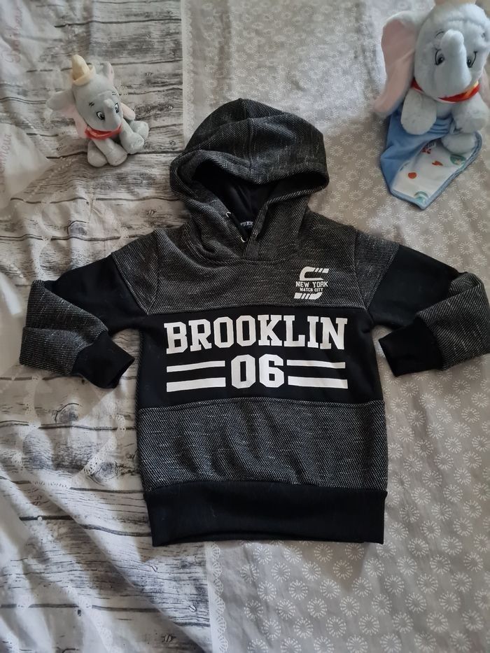 Sweat à capuche