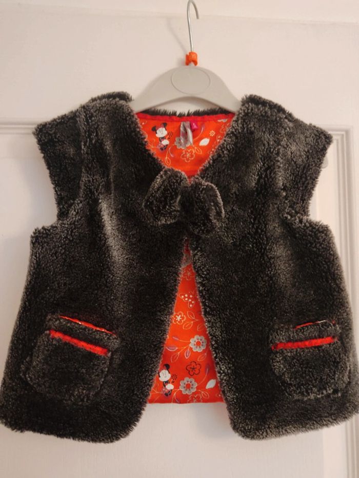 Veste sans manches taille 2 ans