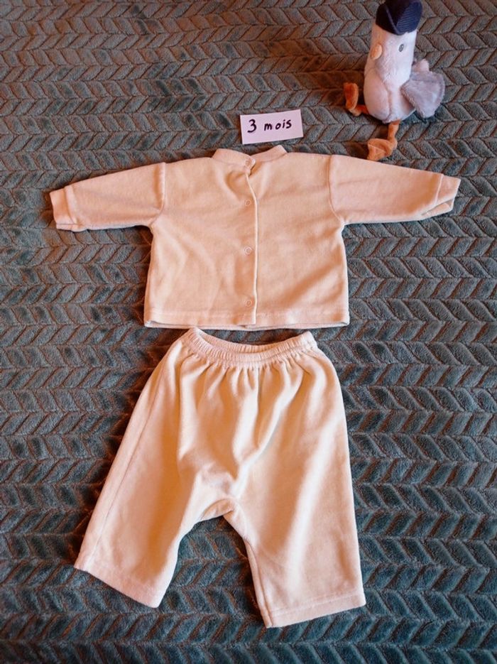 Pyjama 2 pièces 3 mois - photo numéro 2