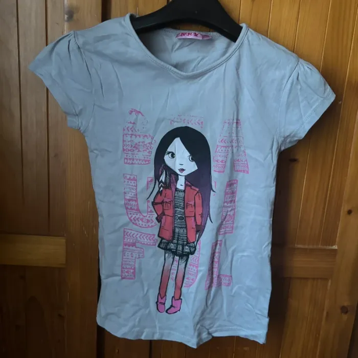 T-shirt a motif 8 ans
