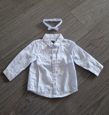Chemise bleu-ciel avec un papillon garçon 9-12 mois