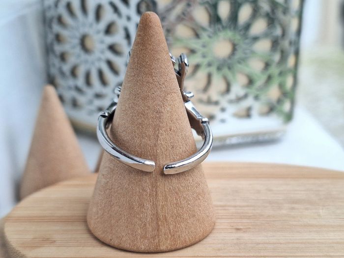 Bague Ouverte Argenté Ajustable Motif Porte Gothique - photo numéro 3