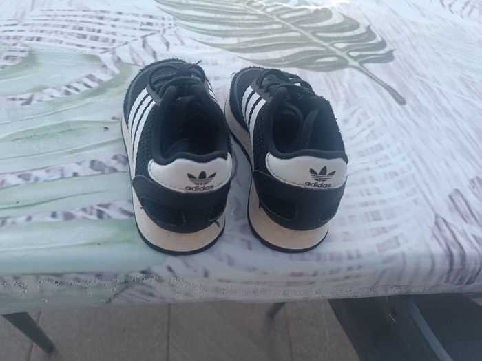 Basket adidas