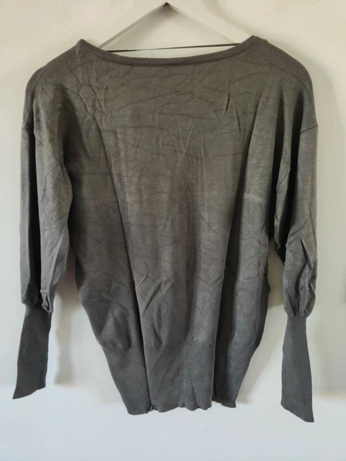 Haut ou petit pull fin - photo numéro 2