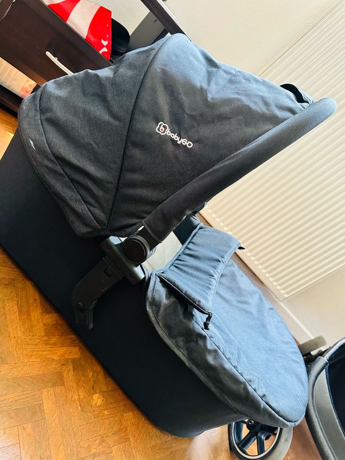 Pousser et porte bébé - photo numéro 8