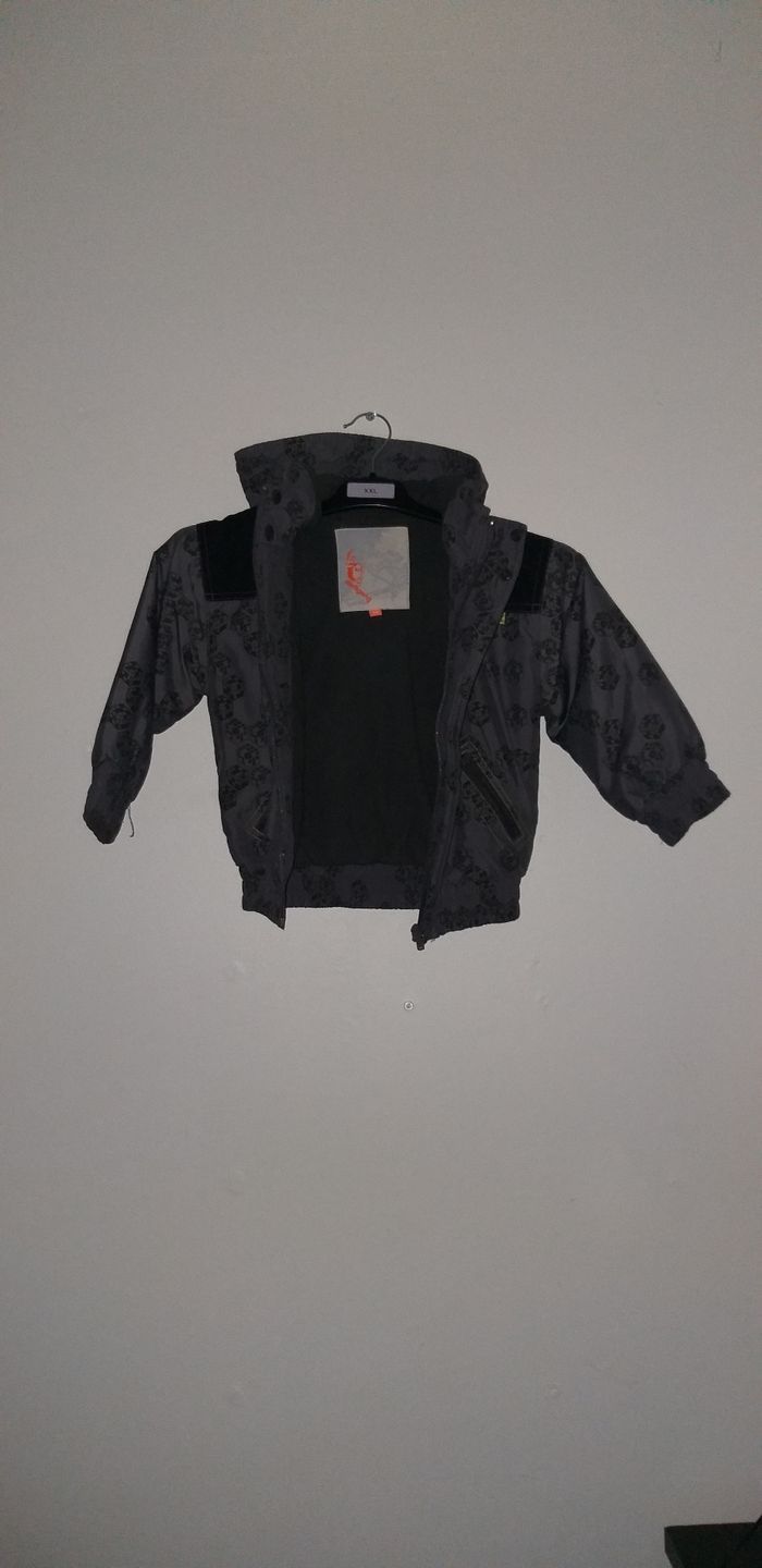 Manteau / blouson à capuche - photo numéro 2