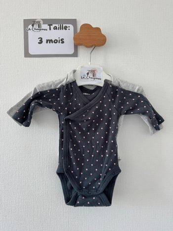 Lot 2 bodies manches longues - taille 3 mois 🌸