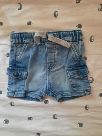 Short jean