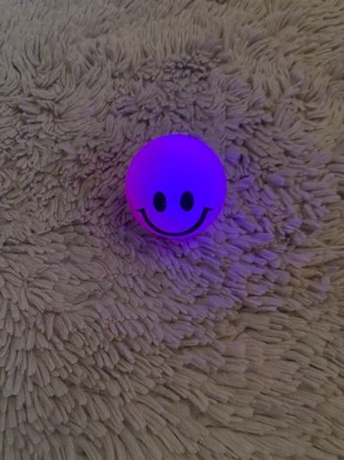 Balle rebondissante fluorescente - photo numéro 3