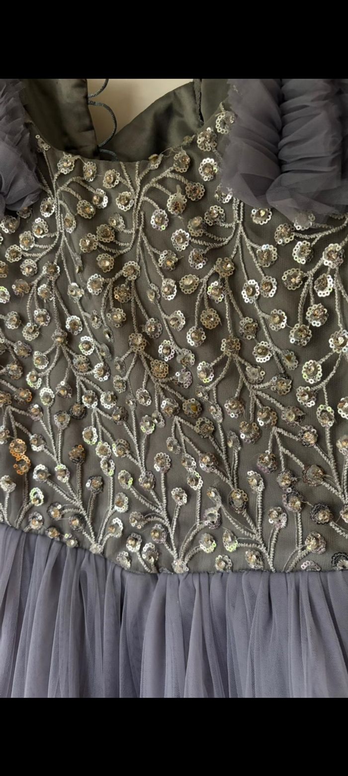 Robe pour fête - photo numéro 2