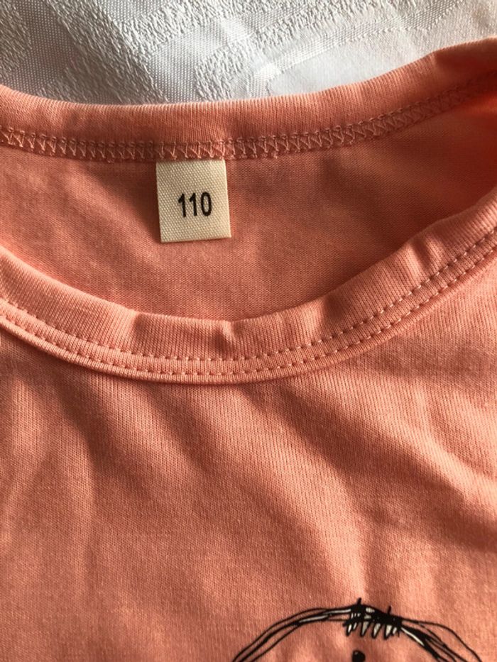 Tee shirt neuf 4/5 ans - photo numéro 3