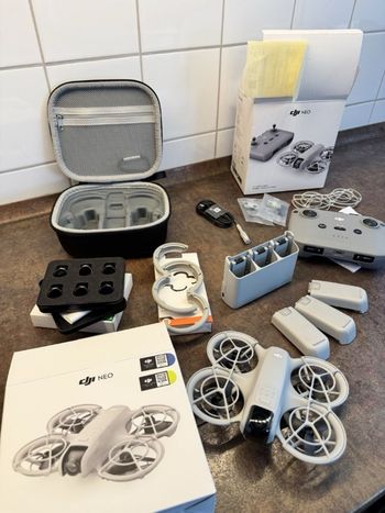 DJI NEO FLY MORE COMBO