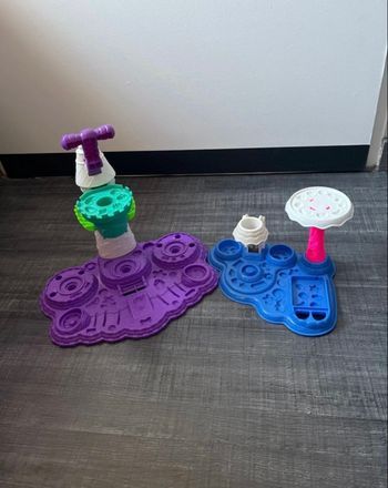 Lot de 2 empreintes pâte à modeler 