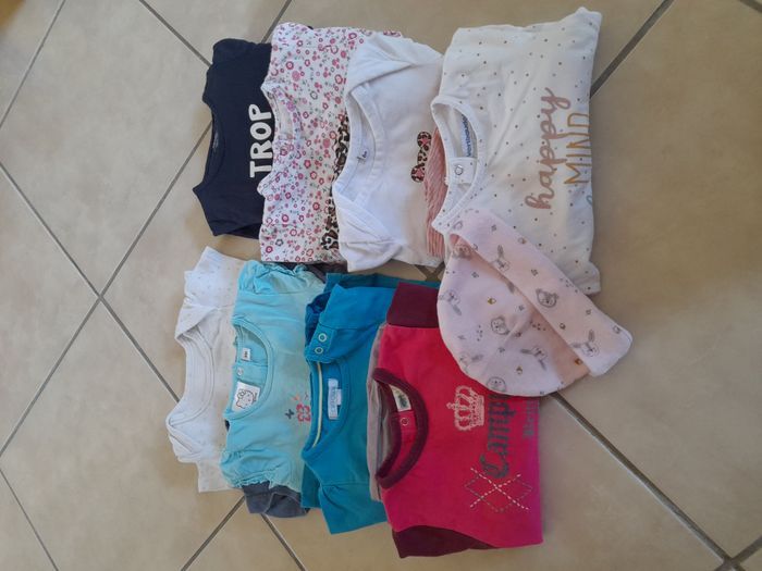 Lot vêtements fille 6 mois - photo numéro 1
