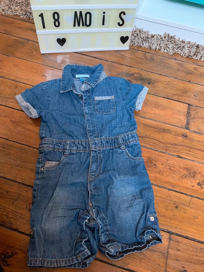 Combishort jeans obaibi 18 mois