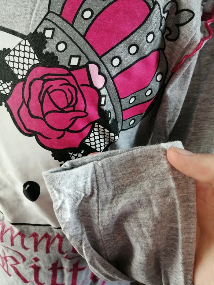 Tee-shirt manches longues gris à imprimé tête hello kitty et volants / charmmy kitty / (8ans) - photo numéro 4