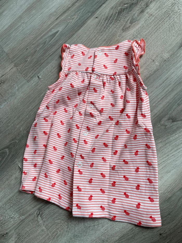 Robe 3 mois - photo numéro 3