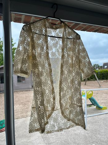 Gilet en dentelle femme