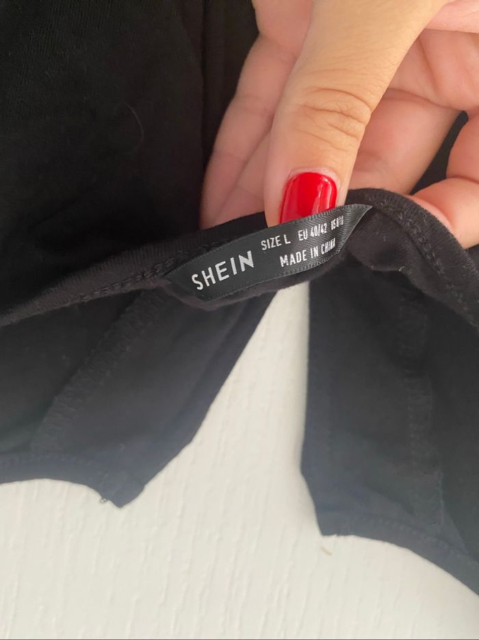 Bodi noir décolleté en V - photo numéro 5