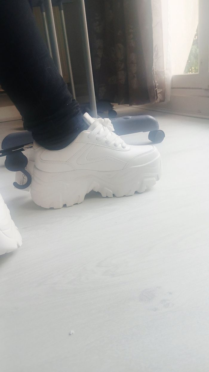 Basket blanche - photo numéro 2