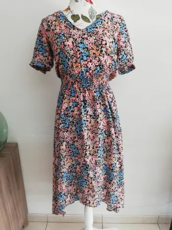 Robe fleurie ETAM T38
