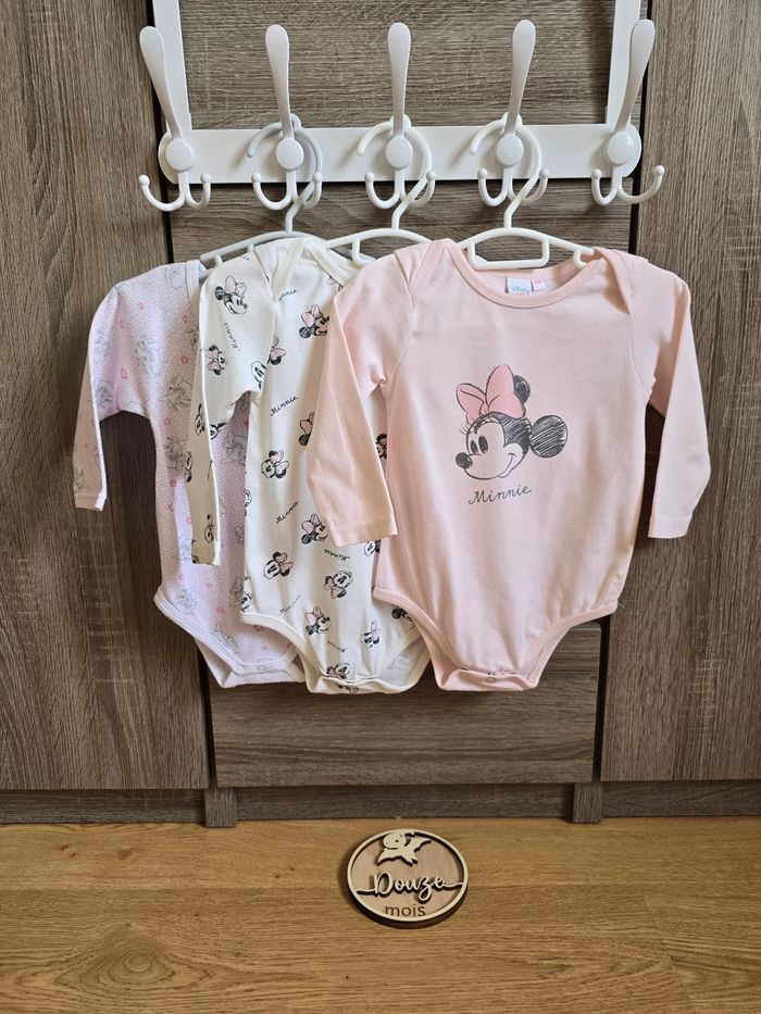 Vêtement Bébé Fille - 3 bodies - Disney - 12 mois