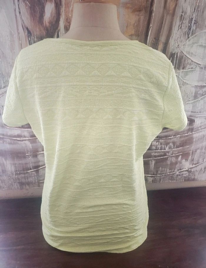 Tee-shirt taille 46 - photo numéro 2