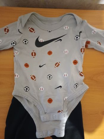 Enssemble nike 3 mois