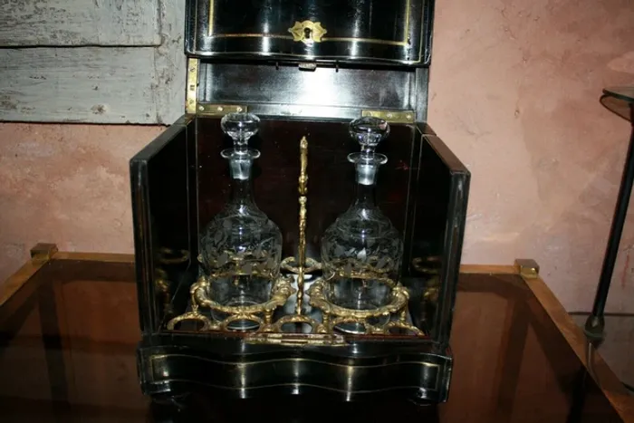 Cave a liqueur - photo numéro 5