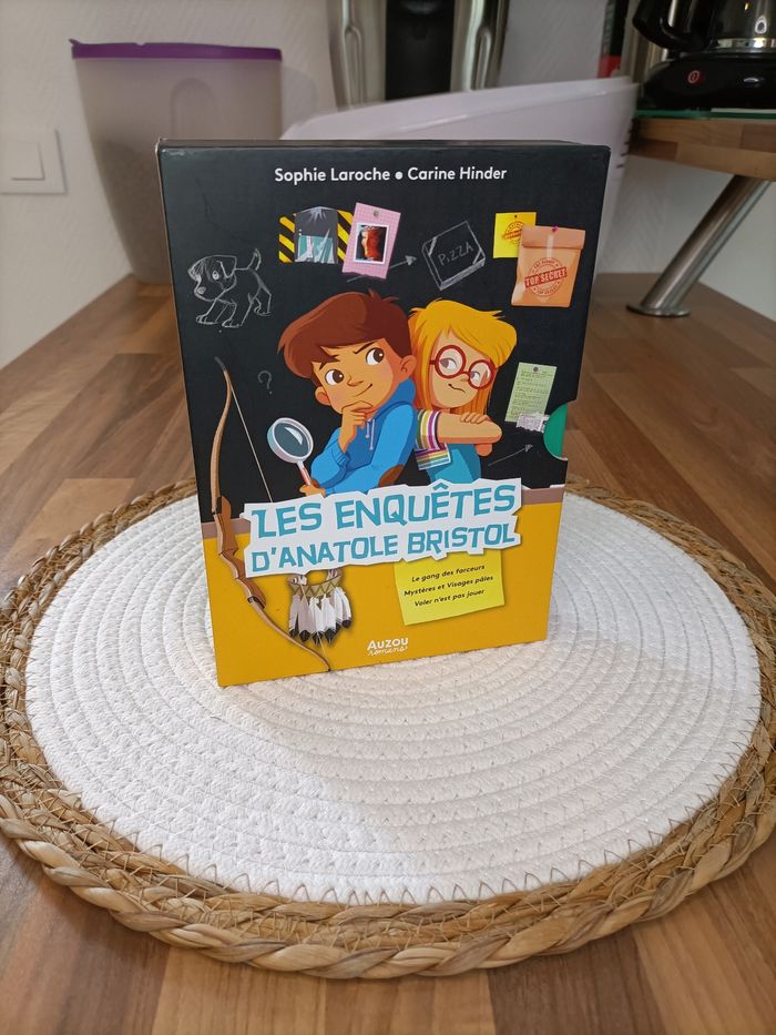 Lot coffret 3 livres Les Enquêtes d'Anatole bristol - Le plus grand détective de la cour de récré - photo numéro 4