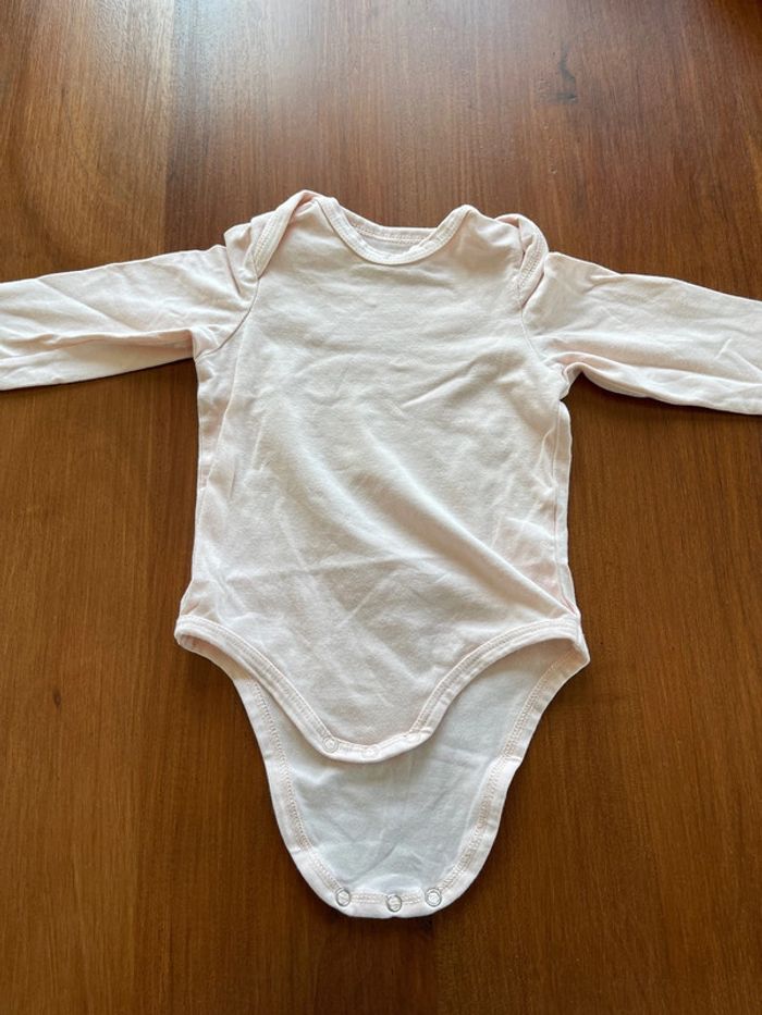 Lot de 3 bodies Tape à l’Oeil taille 9 mois très bon état - photo numéro 8