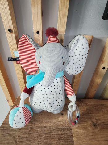 Elephant tape à l oeil multi activité