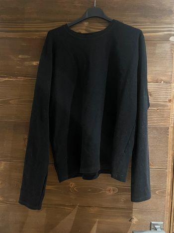 Pull sweat léger noir Zara